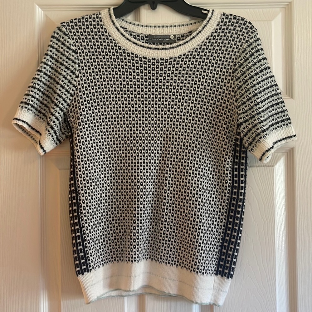Anthropologie Knitted sweater top size small